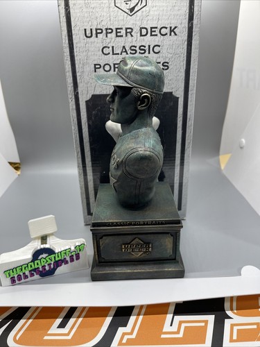 2003 Upper Deck Classics Portraits Nolan Ryan Bronze Bust Statue - Picture 4 of 4