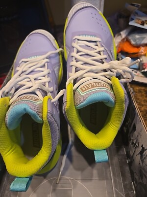 Brand New Moolah Kicks Press Break Basketball Shoes Youth Size