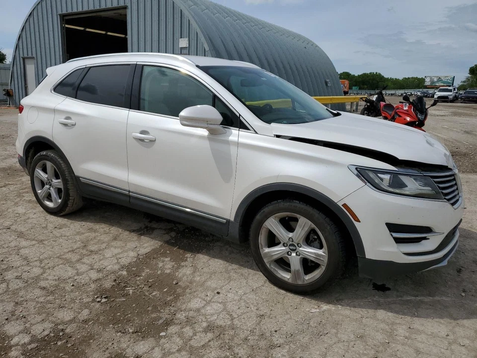 Conjunto de filtro de aire usado se adapta a: Lincoln MKC 2.0 2017 grado A Foto 3 de 4