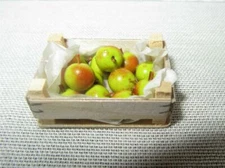 MINIATURE DOLLHOUSE 1:12 SCALE CARTON/BOX OF COX'S APPLES - F11
