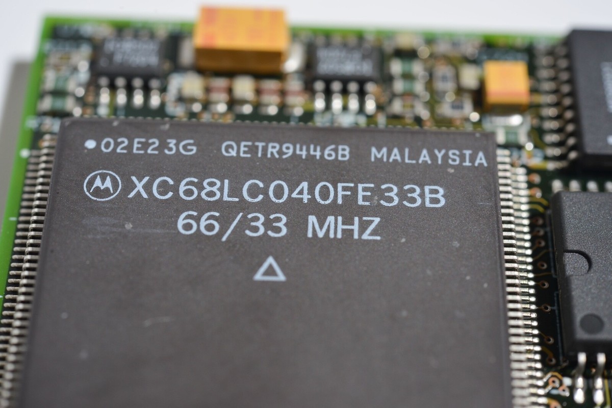 Apple XC68LC040FE33B 66/33 MHZ CPU Processor for PowerBook 520