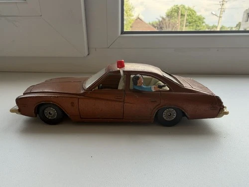 Vintage KOJAK Buick Regal 1975 Bronze Diecast Metal Toy Car CORGI #290