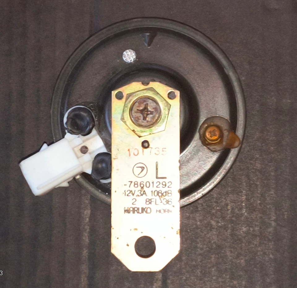 Subaru GL, DL, RX, Gl 10, Loyal NOS Horn L Foto 2 de 2