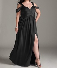 Azazie Lianne Bridesmaid Dress Gown Black Size A30 Plus Chiffon Slit Classic