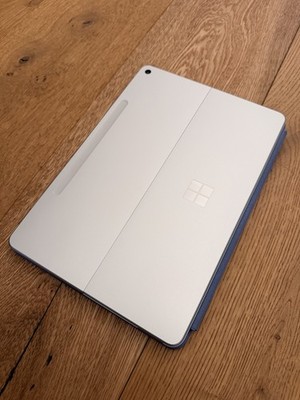 Microsoft Surface Pro 11, 12'', Snapdragon X Plus, 16GB, 256GB SSD inkl. Tastatur
