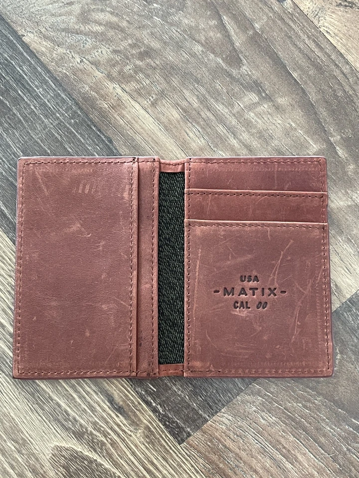 Cartera Matix marrón/verde pequeña para hombre Foto 2 de 4