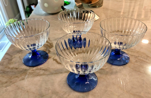 4 verres sherbet/champagne en verre italien tige bleu cobalt/côtes transparents - Photo 1 sur 7