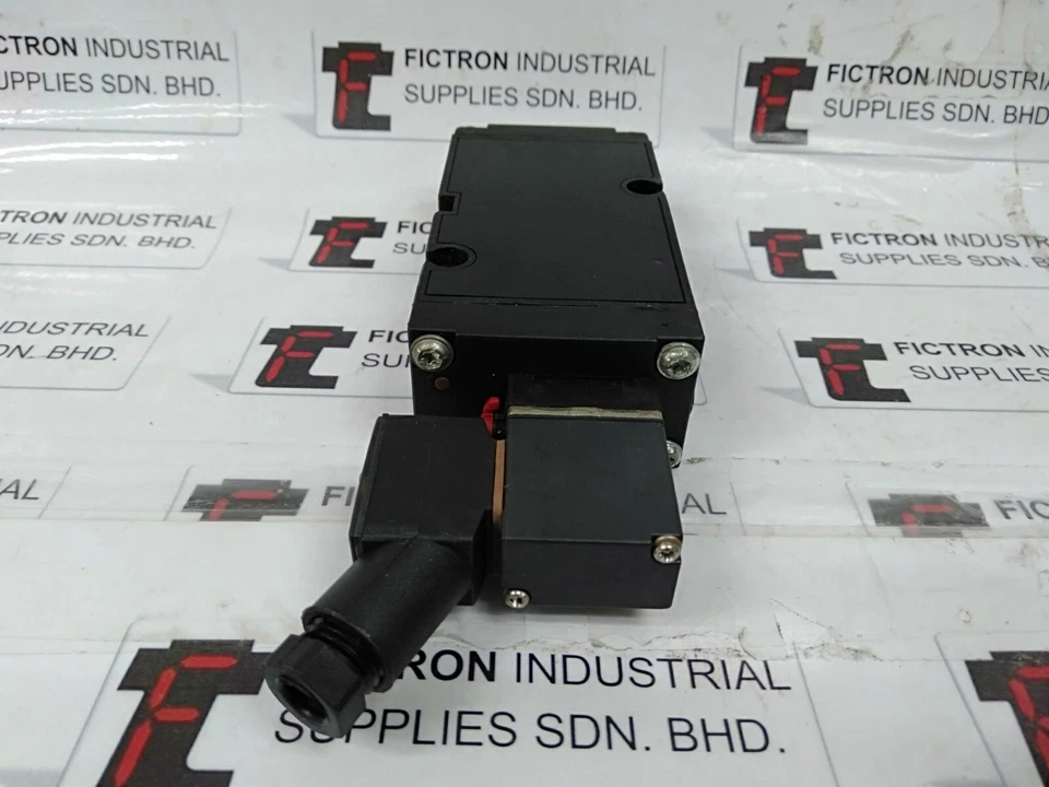 全新 SURPLUS 1UNIT 122662T 0475 H 8,0 PB G1/4 2-8bar 110V 交流电/直流 3W c/w 008355R — 第 4/4 张图片