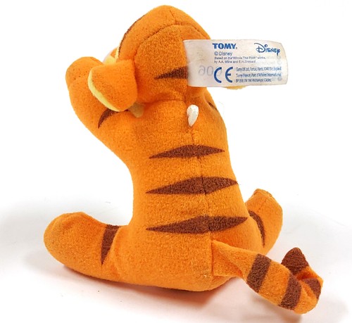 Tomy Disney Tigger Pooh Rattle Plush Soft Toy 4" AO488 - Picture 2 of 4