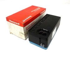 NEW HONEYWELL FE-MLS9C PHOTOELECTRIC SWITCH FEMLS9C