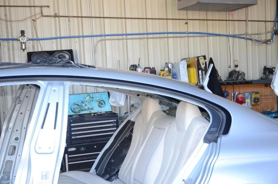 BMW 640I Gran Coupé 2013-2019 conductor lado izquierdo basculante y poste corte Foto 3 de 4