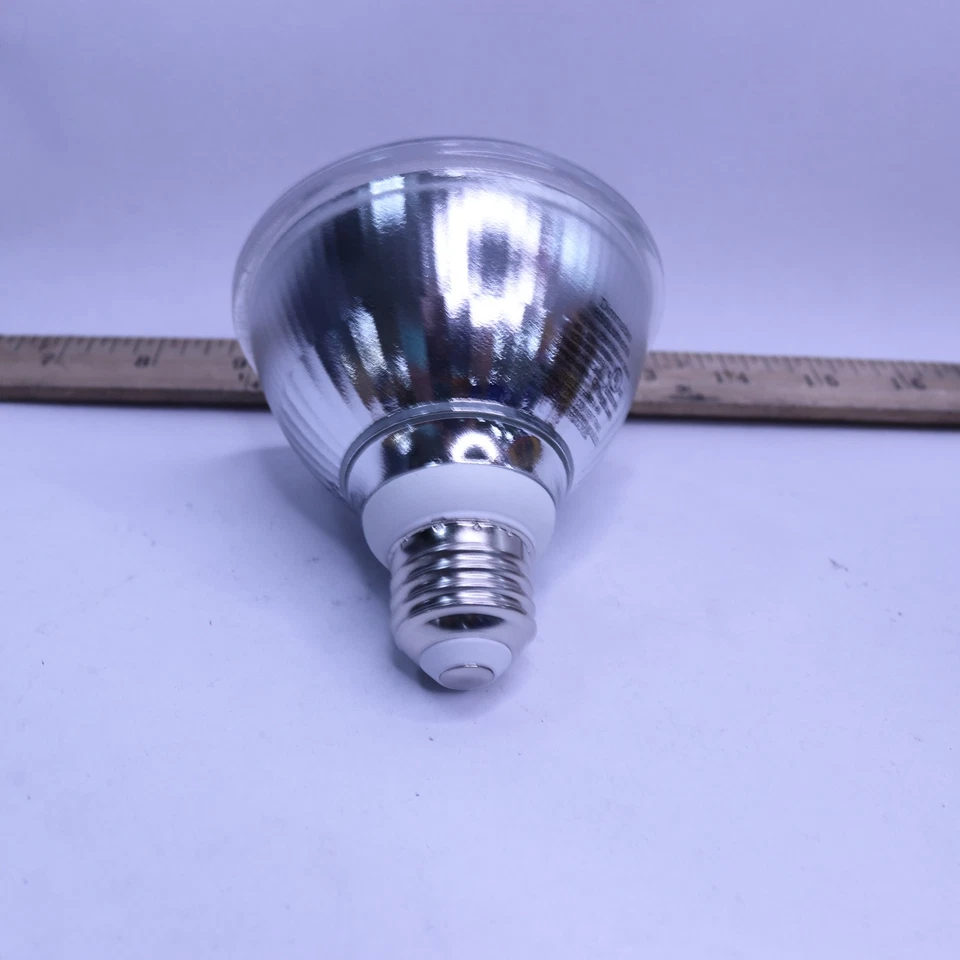 Philips PAR30 E26 Medium LED Bulb Bright White 75 Watt Equivalence 9290031189 - Image 4 of 4