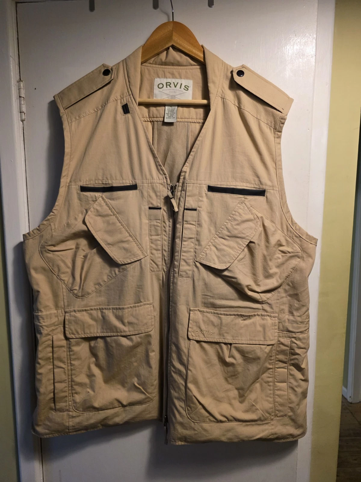 Orvis Fishing Vest Mens Size XL Beige Utility Gilet Hunting