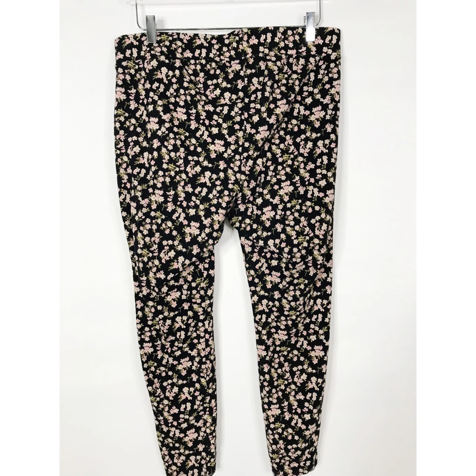 Torrid Leggings Womens 2X 2 Black Pink Floral Stretch Pockets Cottage Peasant - Image 4 of 4