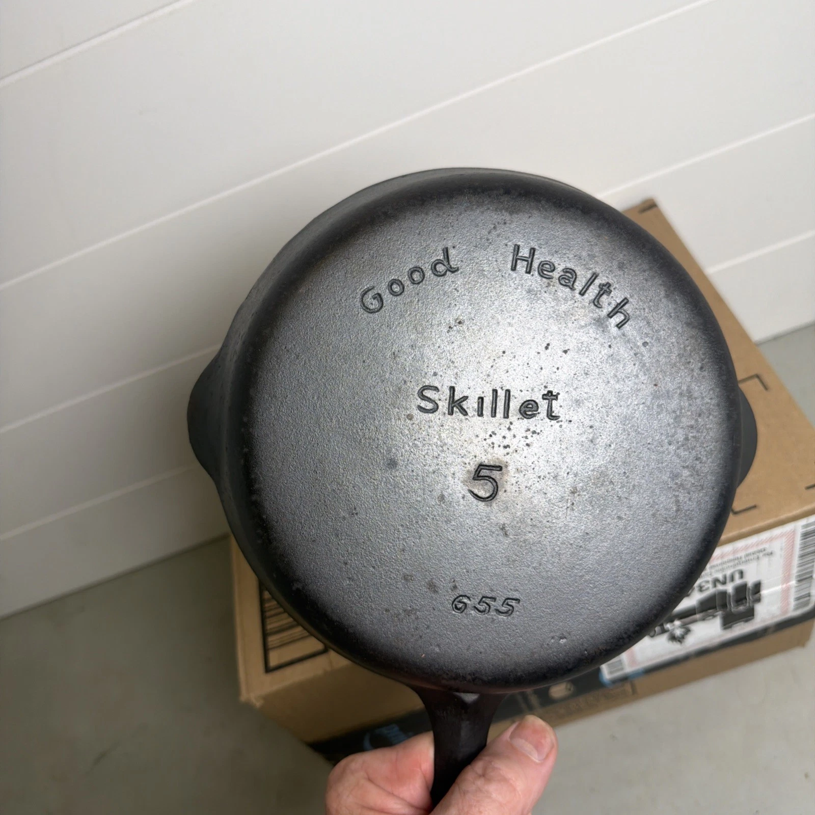 Griswold cast iron skillet #5 Good Health Skillet 655 double pour smooth bottom