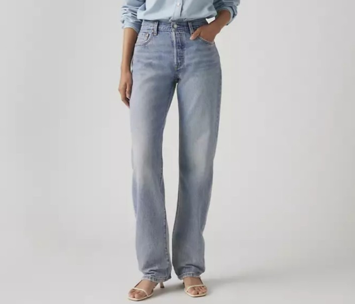 Levi's 501® '90s Lightweight Jeans Womens 28x32 Wide Straight Leg Med Wash Denim