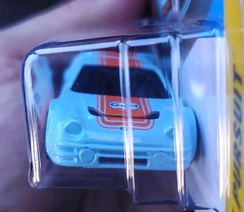 Hot Wheels Case Q 2025 Ford RS200 Gulf 1:64 - Immagine 2 di 4