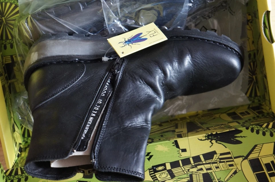 Botín FLY London cuero auténtico cremallera NUEVO talla 38 - Imagen 3 de 4