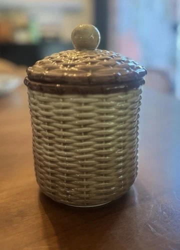 Vintage Eddie Bauer Ceramic Basket with Lid Made In Japan