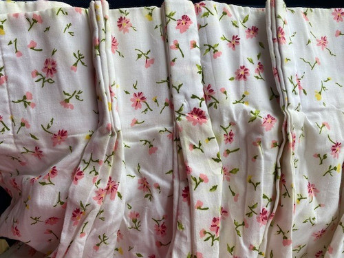 Vtg Pair Custom Made High End White Pleated Curtains w Flowers Cottage Lined 71L