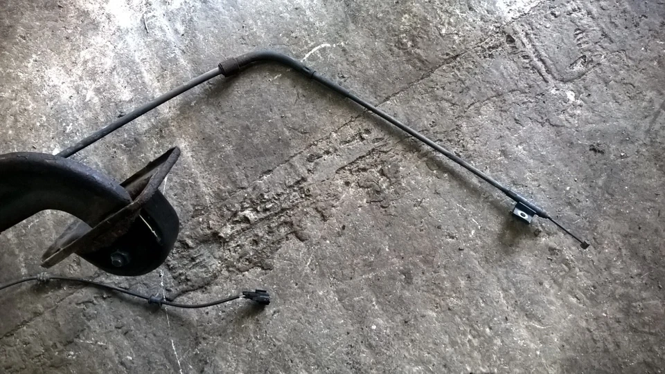 GENUINO SSANGYONG KORANDO 2012 2.0 DIÉSEL CONJUNTO BUJE TRASERO N/S/R PASAJERO IZQUIERDO Foto 2 de 4