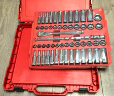 Milwaukee Tools 48-22-9008, 56pc SAE & Metric Socket and Ratchet Set w/ Case