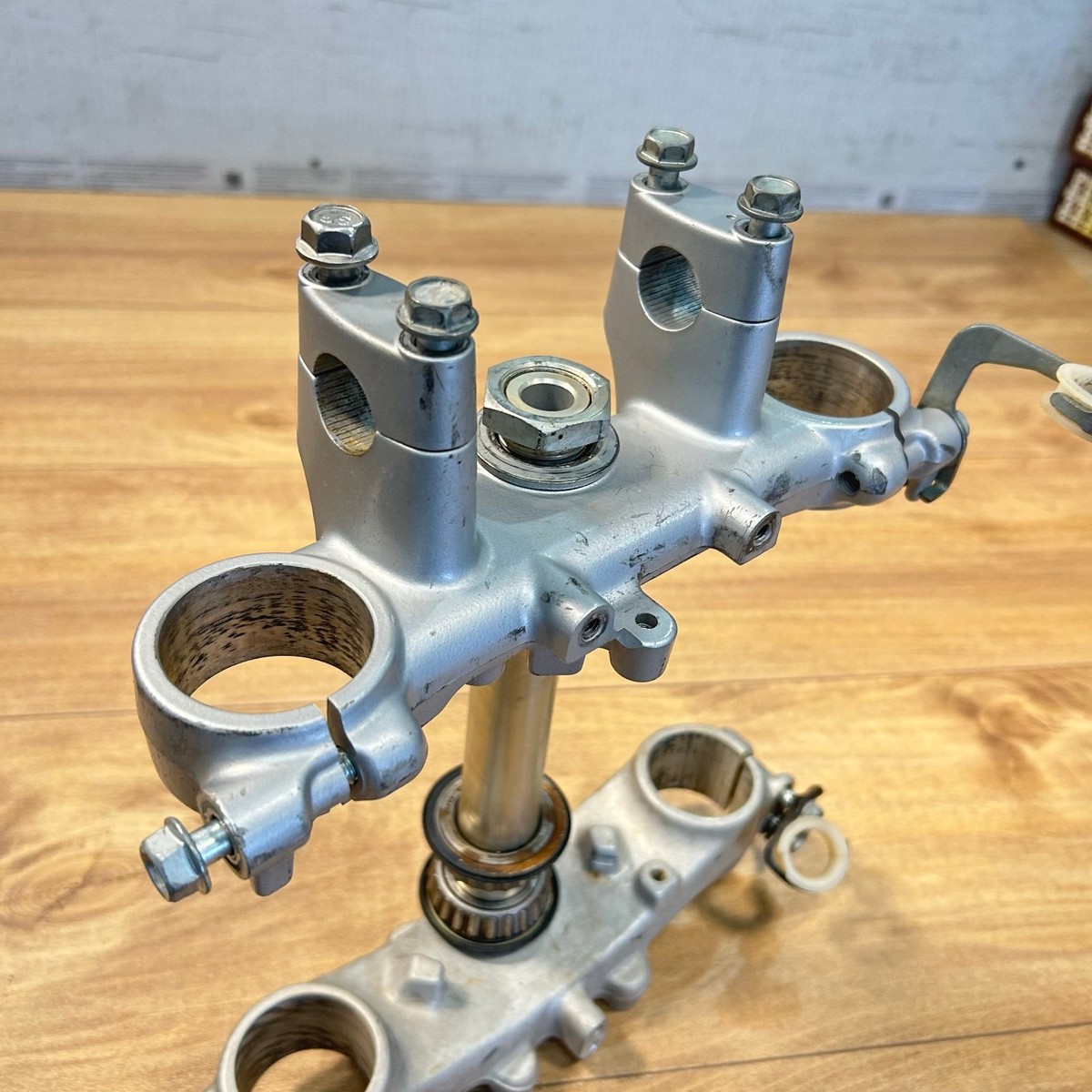 2004 01-07 Suzuki DRZ250 DRZ 250 / OEM TRIPLECLAMP TRIPLE CLAMP