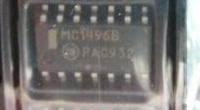 MOT MC1495MR SOP Wideband   Four-Quadrant Multiplier *mp