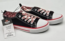 New With Tags HEB Brand Shop Kids Size 3 Follow Me To H-E-B Sneakers