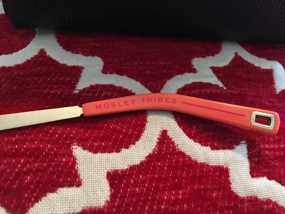 mosley tribes sunglasses - Image 4 of 4