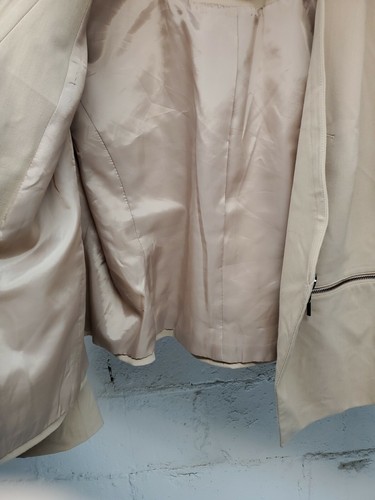 Lane Bryant Biege Single Button Blazer Jacket Plus size 24 - Picture 7 of 7