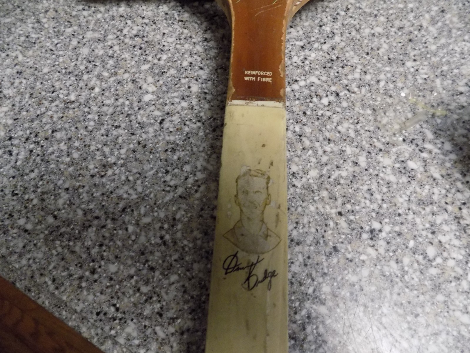 Article de collection vintage raquette de tennis en bois