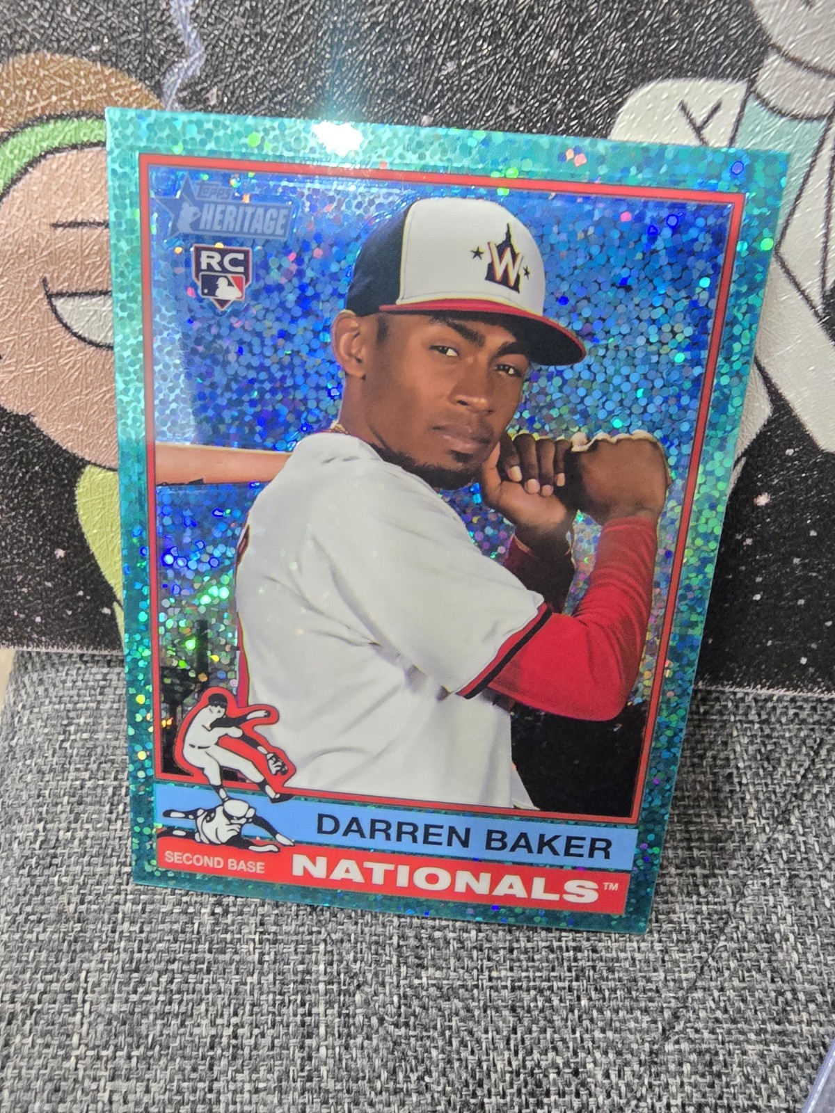2025 Topps Heritage - Darren Baker #301 Chrome Aqua Sparkle Refractor (RC)