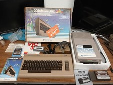 Commodore 64 BR98YV-64 Early USA Breadbin 1541 Drive VIC Modem Manual Boxed Set