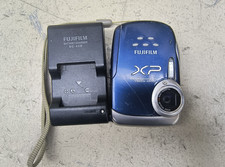Fujifilm FinePix XP10SE 12MP Waterproof Digital Camera Blue W/ Battery  Charger