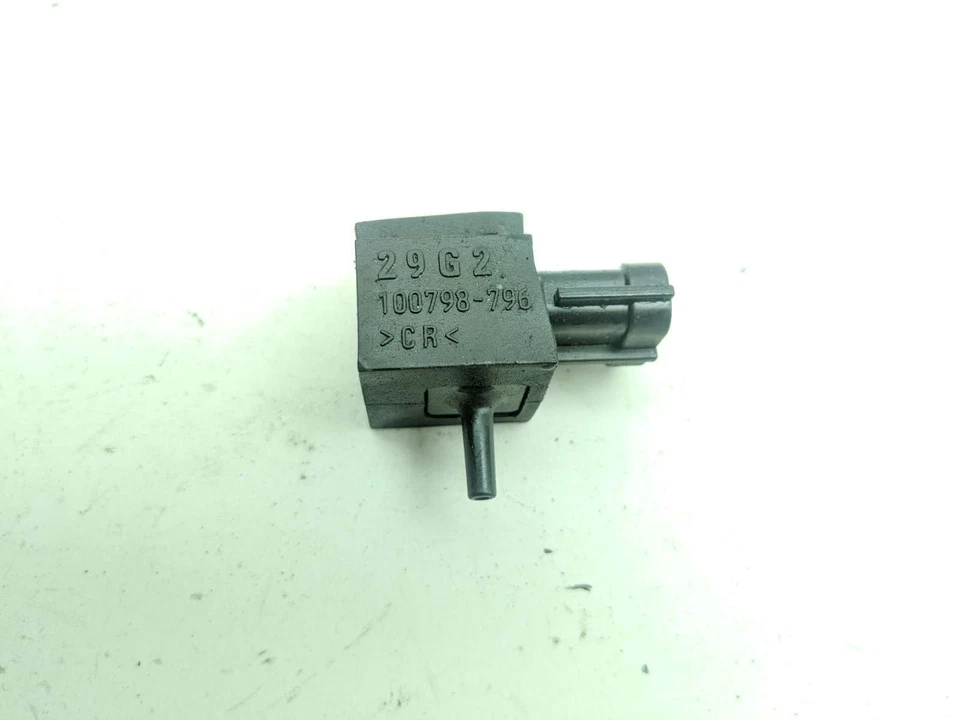 08 18 Suzuki Hayabusa GSX1300R MAPA MAF Sensor de presión de flujo de aire másico B TRSH DW Foto 4 de 4