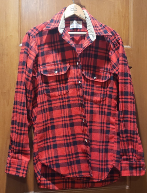 Cabela’s Flannel Shirt Men Red Black Plaid Button Outdoor Sz M USA lumberjack