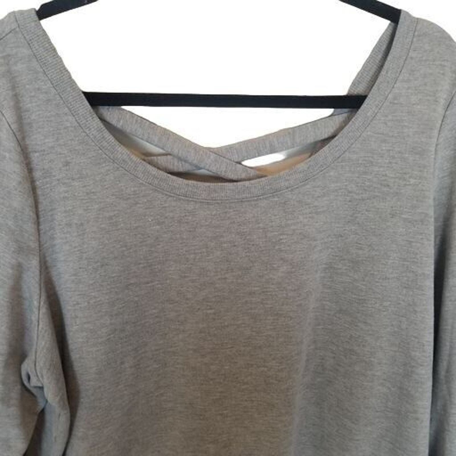Torrid Active Sweatshirt Pullover Sweatshirt Crew… - image 3