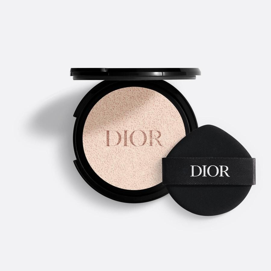 【新品未使用】FOREVER SKIN GLOW CUSHION 限定ケース付き 新品未開封】DIORスキンフォーエヴァーグロウクッション00N