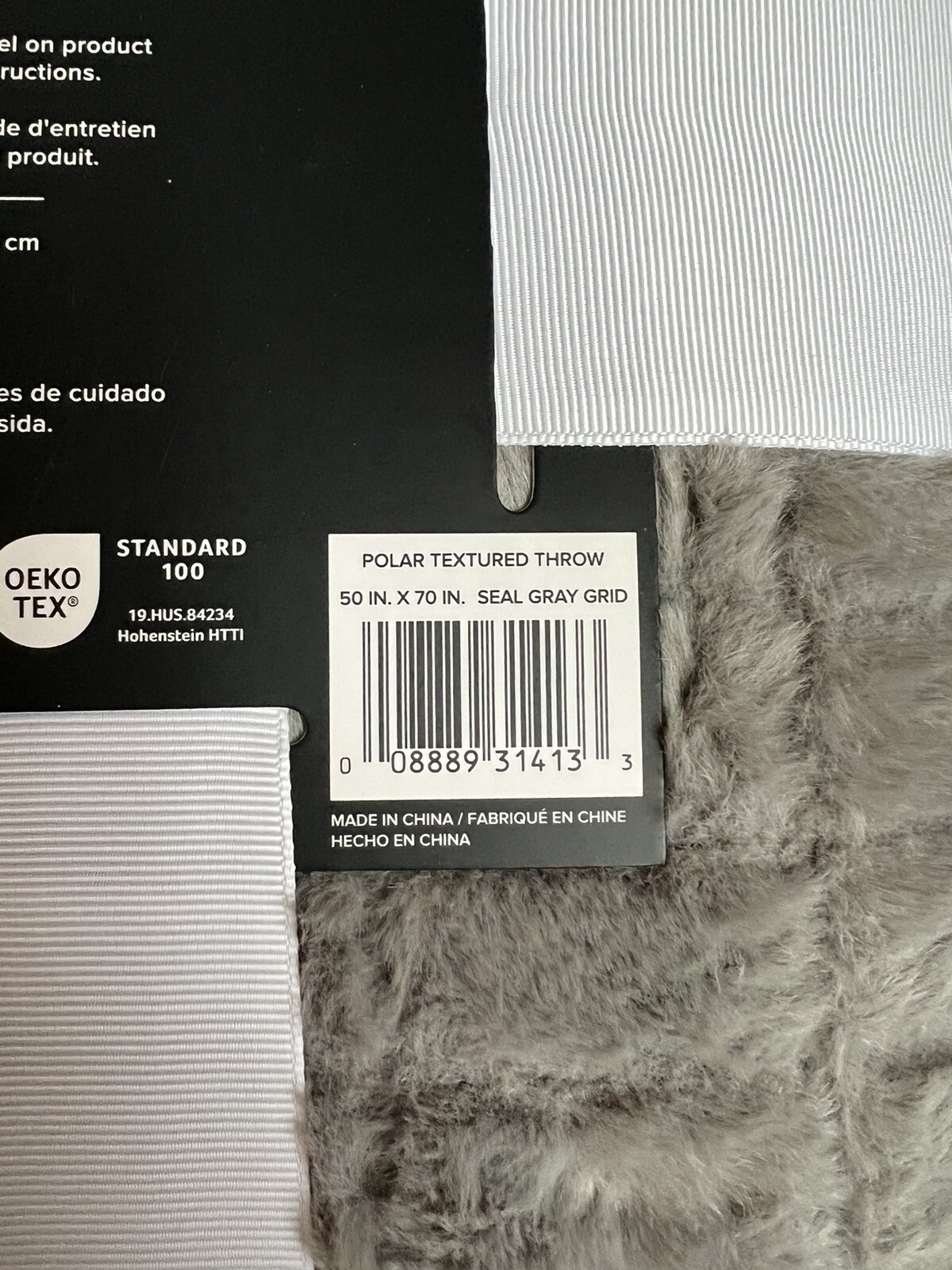 UGG Polar Textured Faux Fur Seal Gray Throw Blanket 50”x 70” Soft Plush