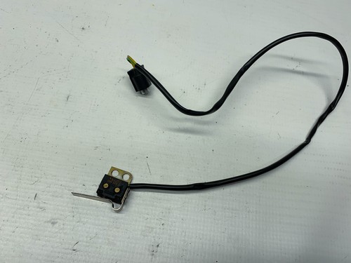 BMW R1150R Bremslicht Rücklicht Schalter Rear Tail brake light Switch (8) 06'