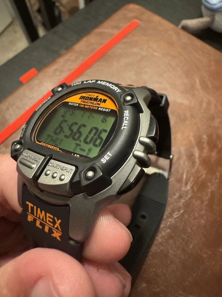 Timex Flix - negro y gris Foto 4 de 4