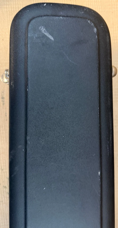 VTG Freedom by SKB Hard Shell Acoustic Guitar Case Dreadnought Gibson Martin - Image 3 of 4