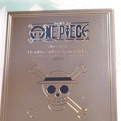 One Piece Premium Commemorative Metal Plate Gold Luffy S/N 111 JF
