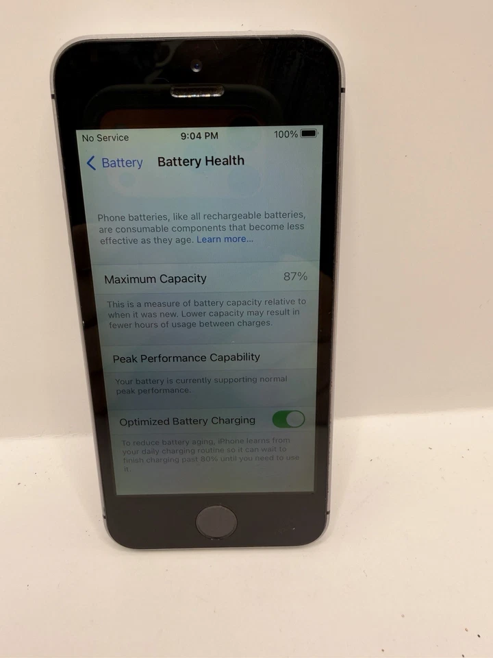 Apple iPhone SE (1st Gen) Unlocked Space Gray 16 GB Battery Life 87% - Image 3 of 4