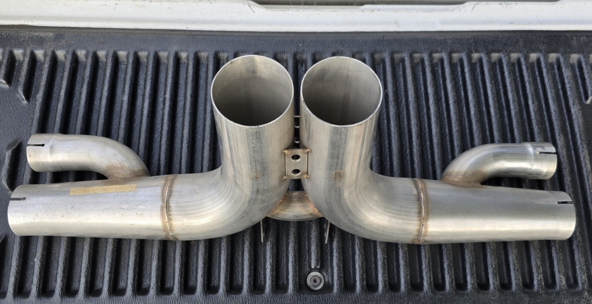 PORSCHE GT3 GT3RS GMG WORLD CHALLENGE EXHAUST CENTER SECTION PORSCHE GT3 GT3RS GMG WORLD CHALLENGE EXHAUST CENTER SECTION