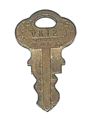 Vintage Key Chicago Lock Co Marked ''VK 12'' Appx 1-3/8  Padlocks Cabinet IL USA
