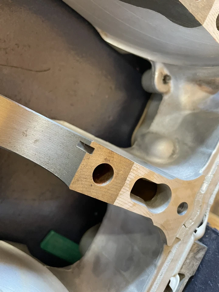 2017  chevy cruze 1.4 turbo crankshaft cradle oem - Image 4 of 4