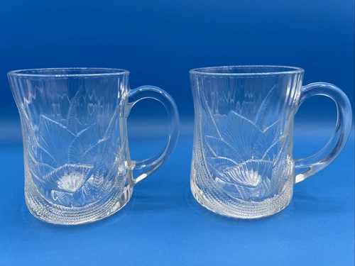 Canterbury Crocus Glass Coffee Tea Mug Arcoroc Cups 3D France Vintage Set Of 2