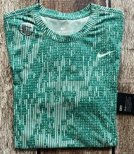 NIKE DRI-FIT THE NIKE TEE SHORT SLEEVE GRAPHIC PRINT GREEN MENS SMALL NEW